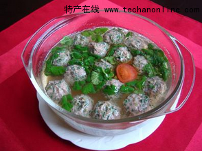 鸡块氽丸子