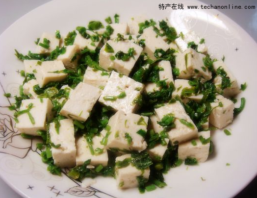香椿拌豆腐