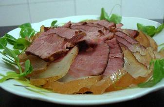 “百里峡”牌老腊肉