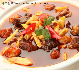 羯羊脖肉炖黄芪